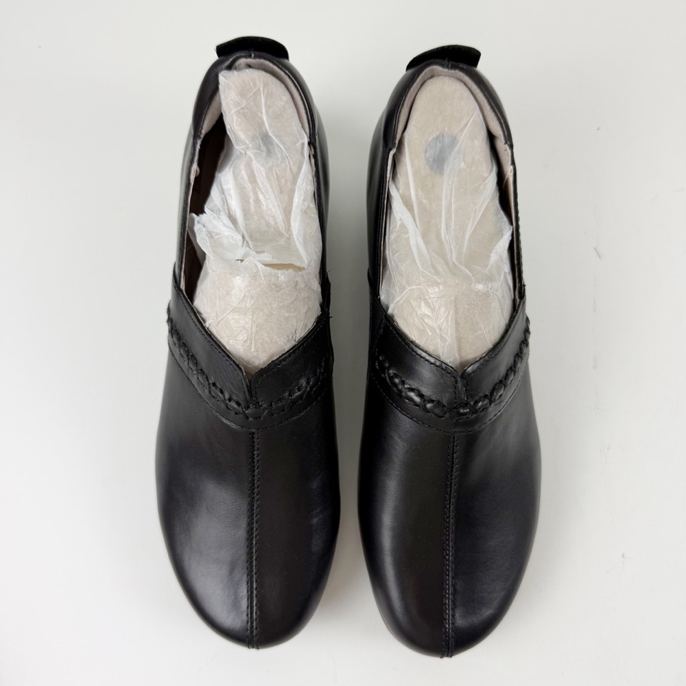 Easy Spirit  Dolores Slip-On Shoe Womens 8M Black Leather NEW - Picture 2 of 14